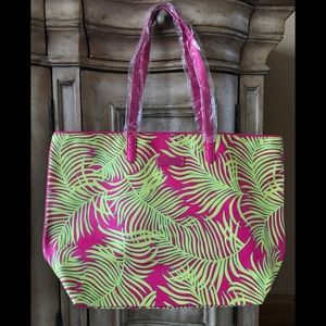 Vera Bradley Big Tote Palm Fronds NWT